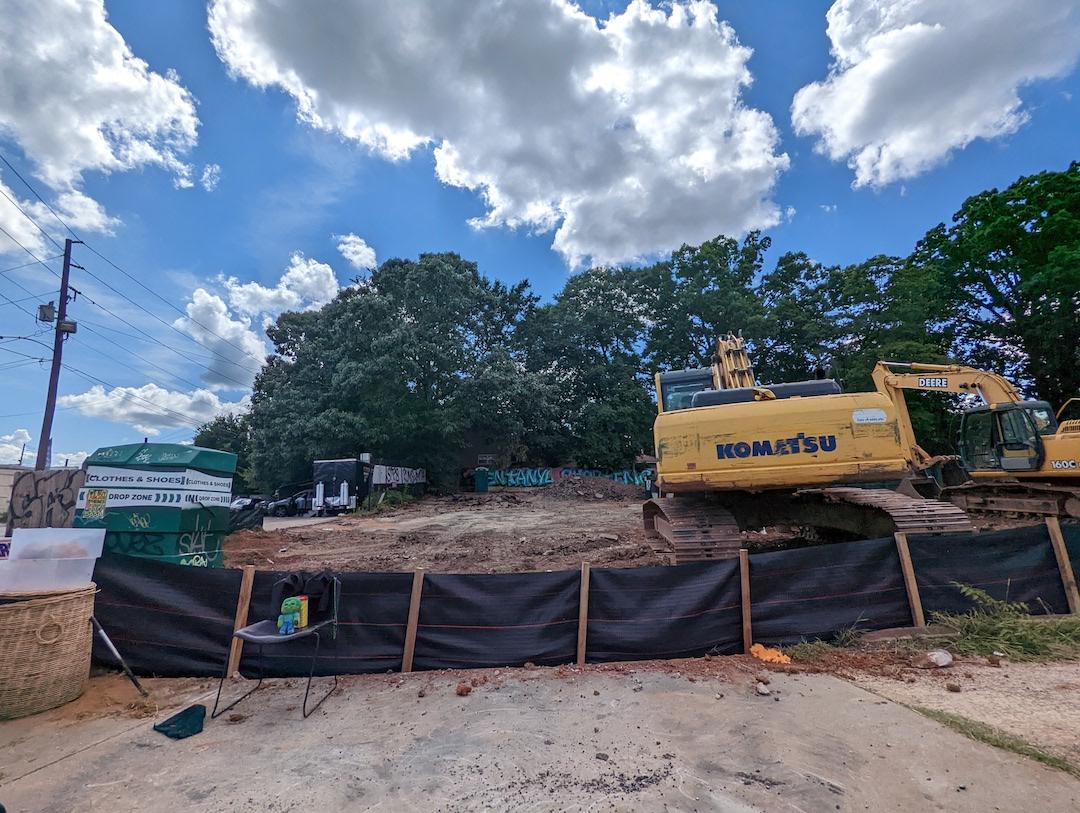 Moreland Avenue eyesore bites the dust for more eastside housing
